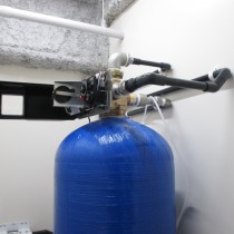 軟水機浄水器導入実績：アクアプロスタイル　ビリーバー　（宜野湾市：アロワナ、エイ、大型魚専門店）③